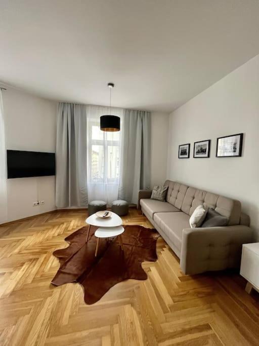 Firstclass 2R_Apartment In Лайпциг Екстериор снимка